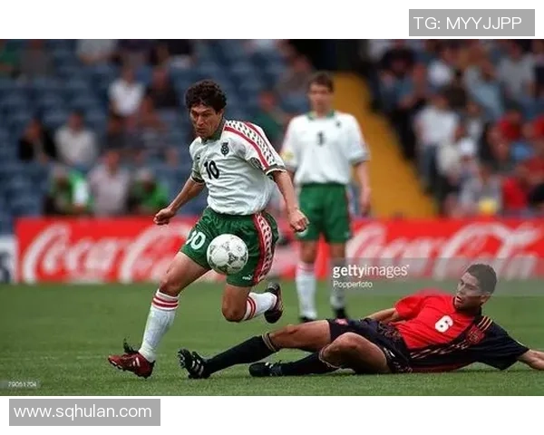 足球鞋穿烂成标志性风格的球星背后不为人知的故事